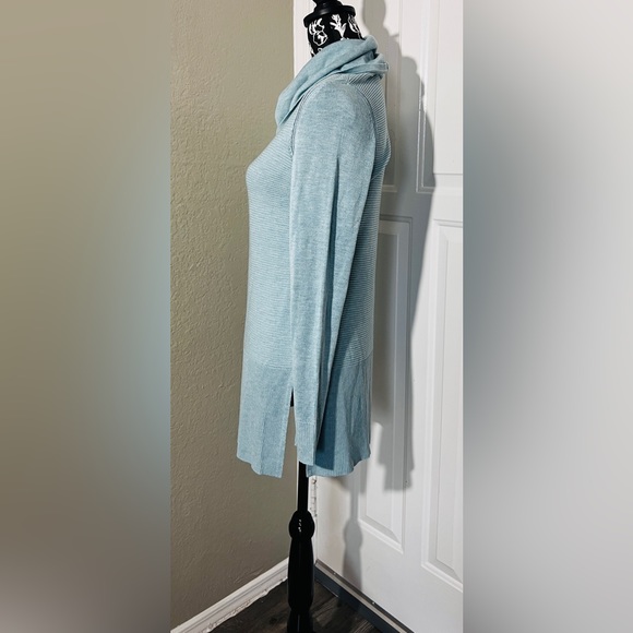 Adrienne Vittadini Turquoise Knit Cowl Neck Sweater Size S NWOT - Picture 4 of 10